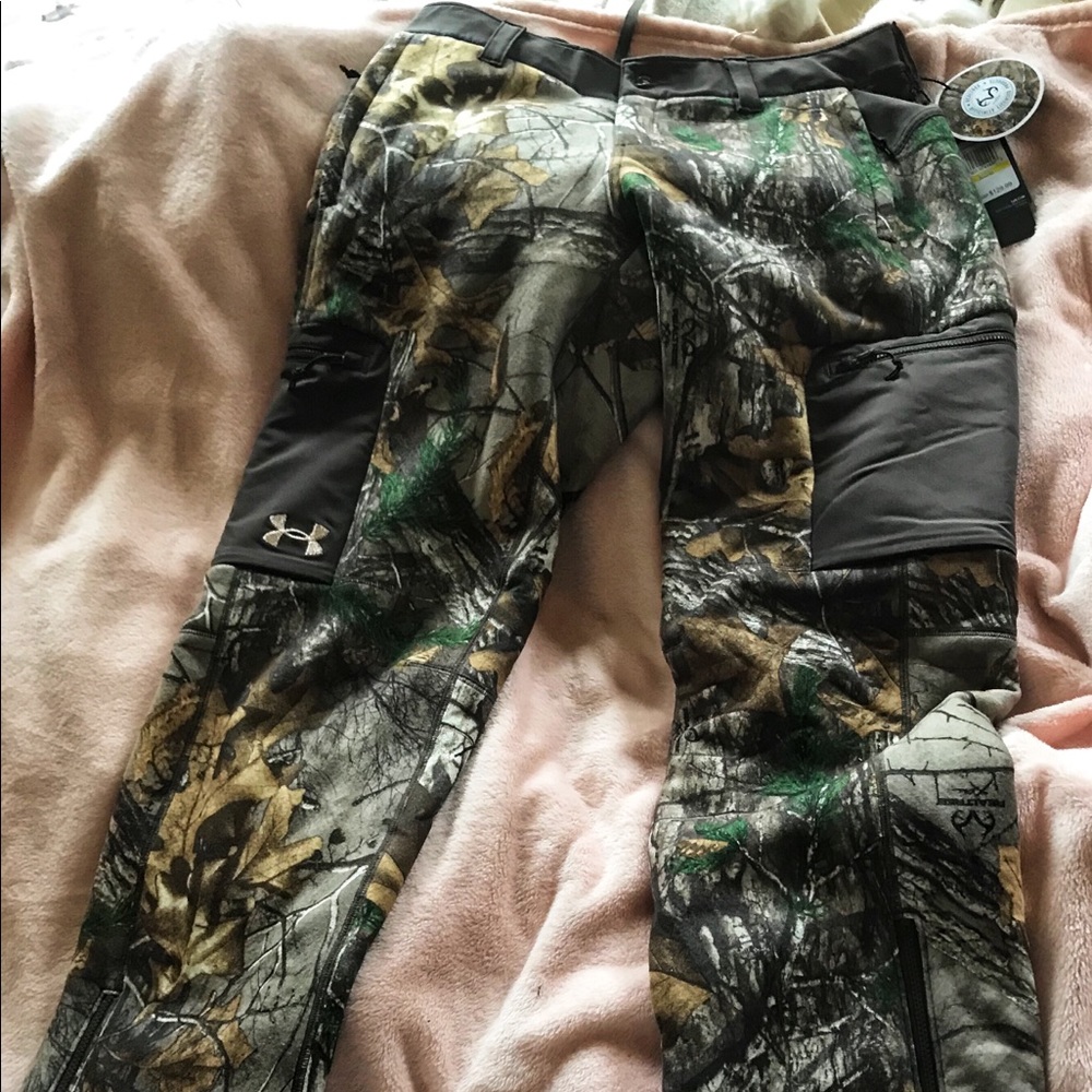 Under Armour realtree camouflage fleece pants